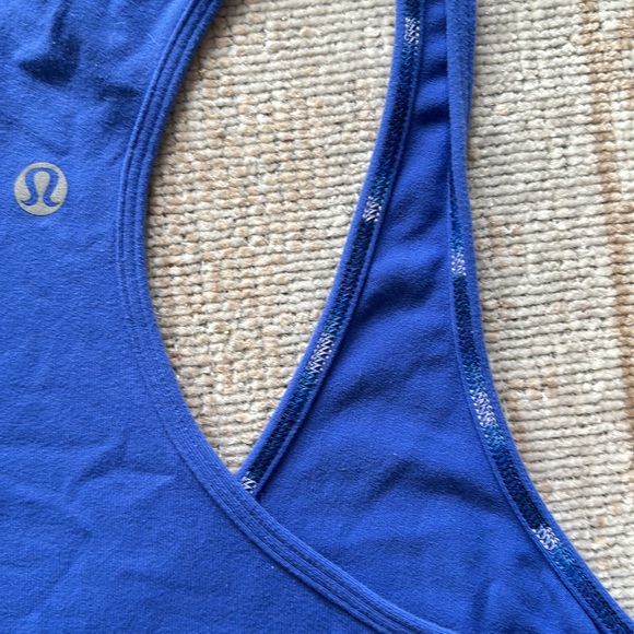Lululemon EUC Blue Tank Top - Picture 4 of 5